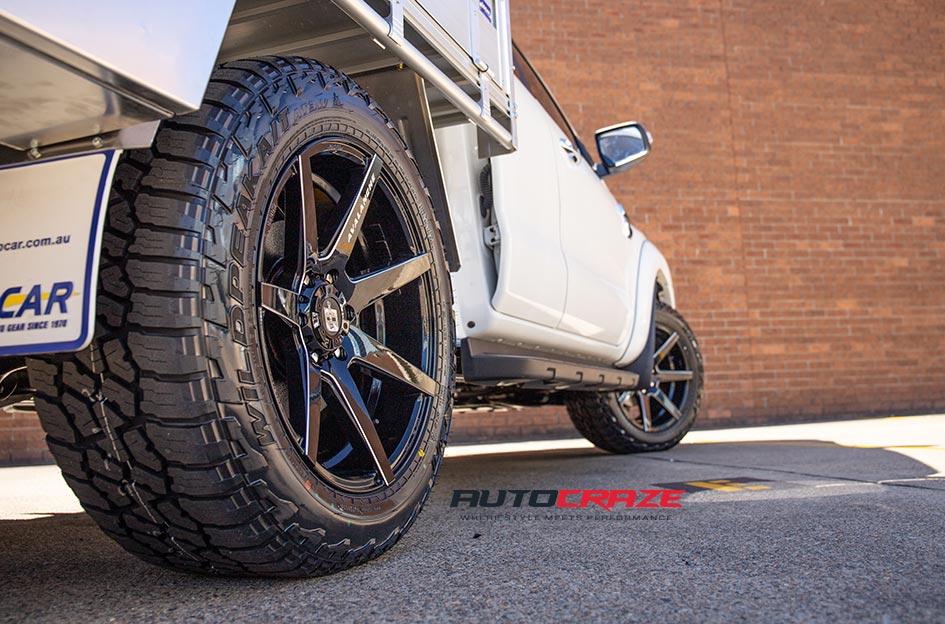 FORD RANGER AVALANCHE GLOSS BLACK MILLED ACCENTS